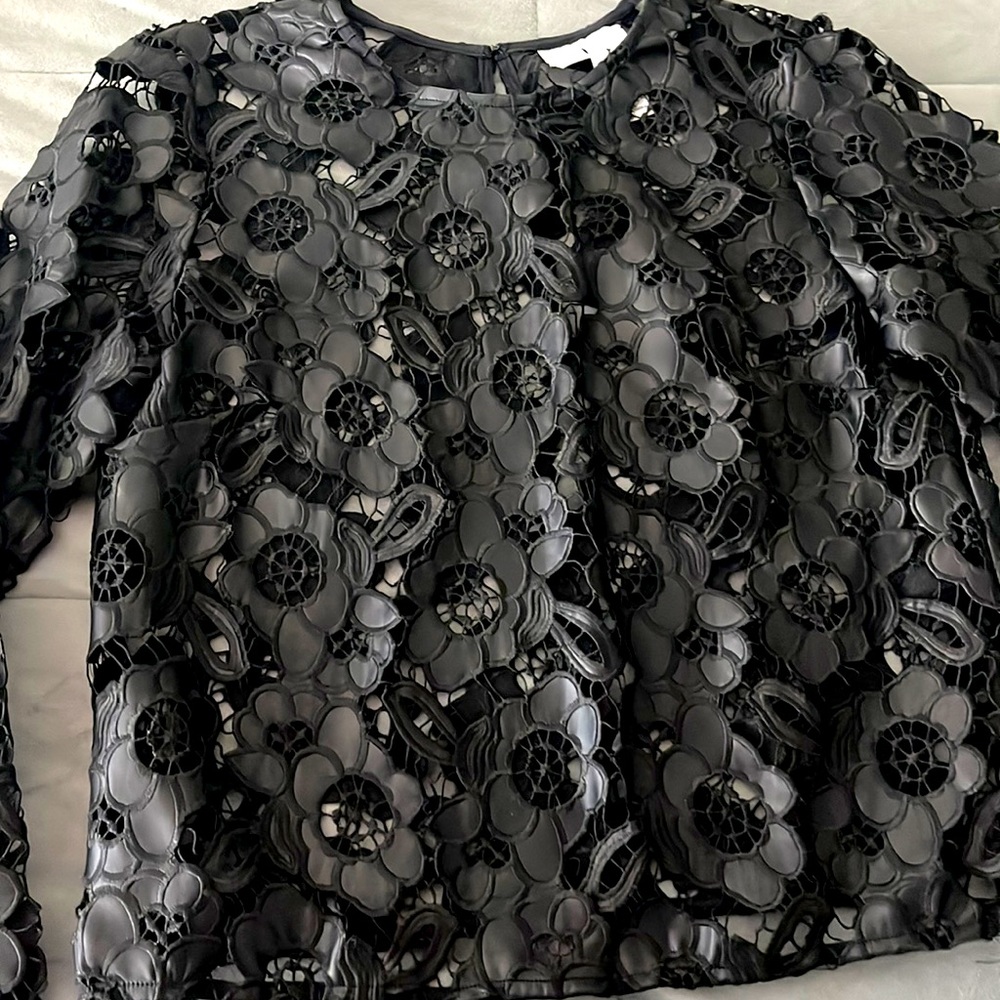 Bisou Bisou crocheted black pleather floral top
